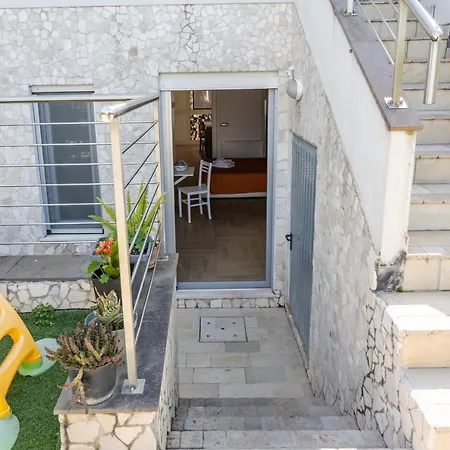 Con Parcheggio Max 3pers, Bagno 招待所 奥里斯塔诺